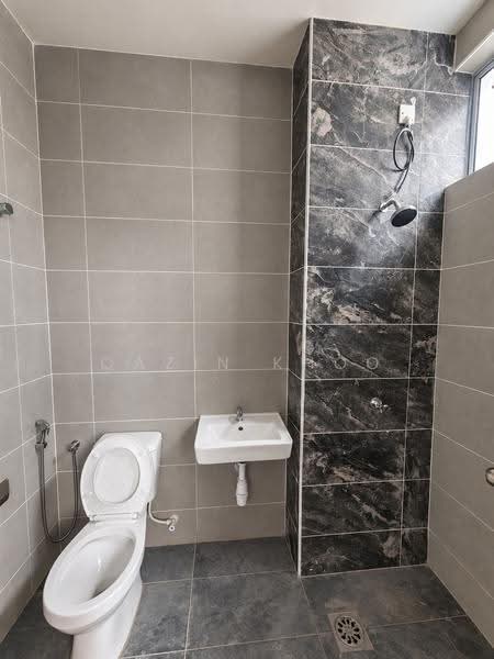 Rumah Teres 2-Tingkat untuk Dijual di Kelebang (Ipoh) - Qazin Khoo - Bathroom - PropertyGuru.com.my