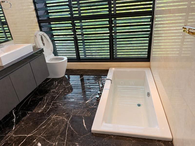 Bungalow House for Rent in Seputeh (Kuala Lumpur) - Hilary Low - Bathroom - PropertyGuru.com.my