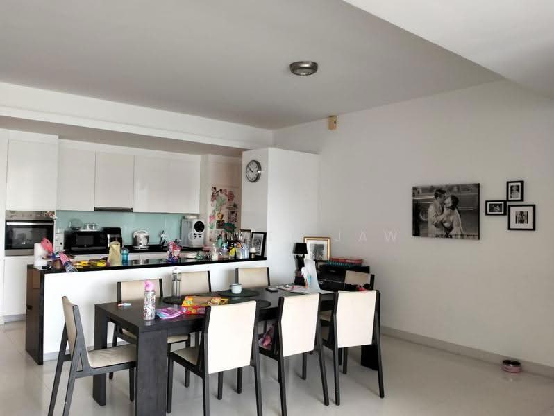 Condominium for Sale at Verticas Residensi - Rachael Jaw - Kitchen - PropertyGuru.com.my