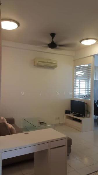 Kediaman Servis untuk Dijual di Serviced Residence @ Casa Tiara - O. J. Sim - Living Room - PropertyGuru.com.my