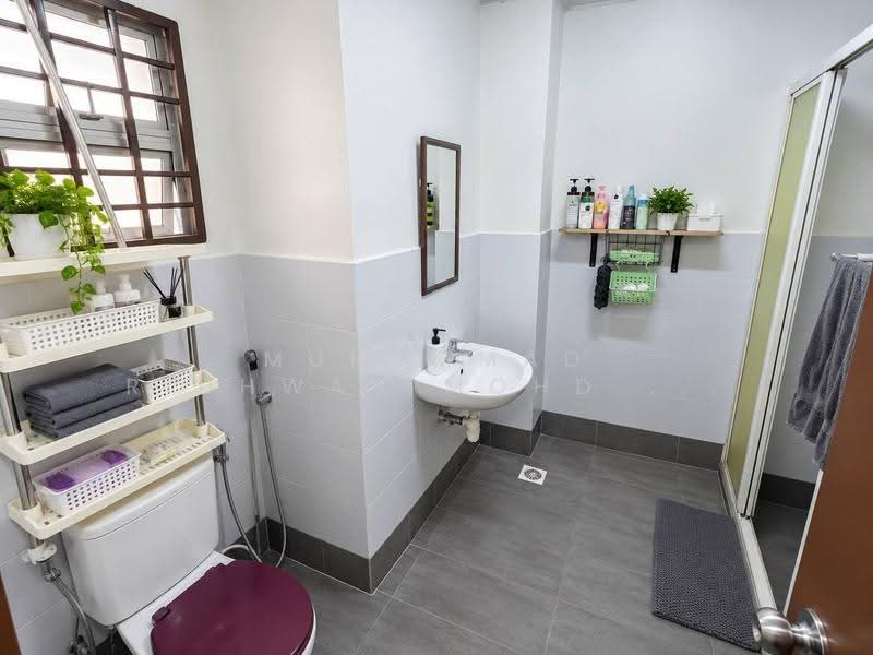 Rumah Teres 2-Tingkat untuk Dijual di Kota Emerald (Rawang) - Muhammad Ridhwan Mohd Huzairi - Bathroom - PropertyGuru.com.my