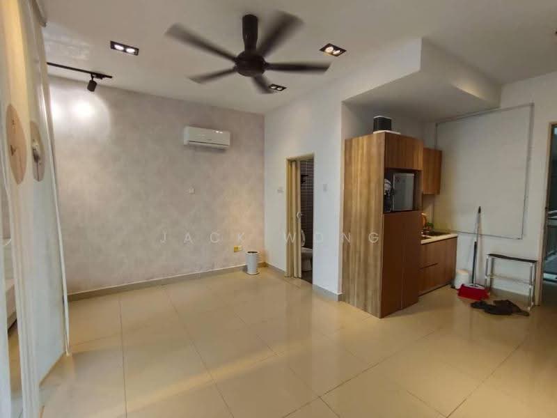 Service Residence for Sale at Palazio - Jack Wong - Kitchen - PropertyGuru.com.my