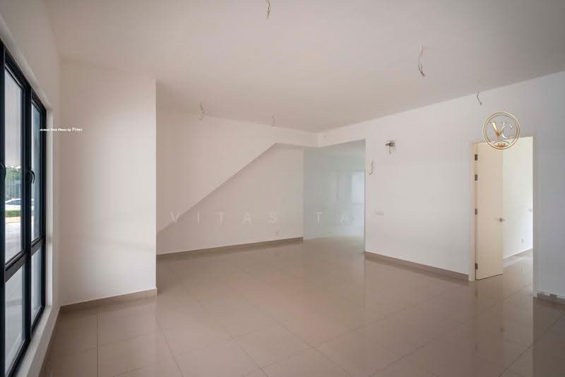 Townhouse for Sale in Eco Ardence (Setia Alam) - Vitas Tan - Living Room - PropertyGuru.com.my