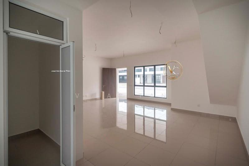 Townhouse for Sale in Eco Ardence (Setia Alam) - Vitas Tan - Living Room - PropertyGuru.com.my