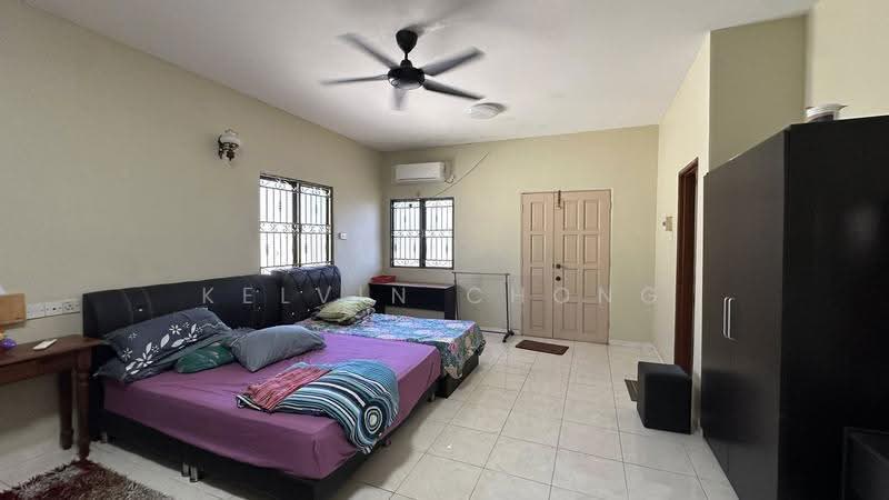 2-storey Terraced House for Rent in New Pasir Puteh (Ipoh) - Kelvin Chong - Bedroom - PropertyGuru.com.my