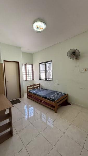 2-storey Terraced House for Rent in New Pasir Puteh (Ipoh) - Kelvin Chong - Bedroom - PropertyGuru.com.my