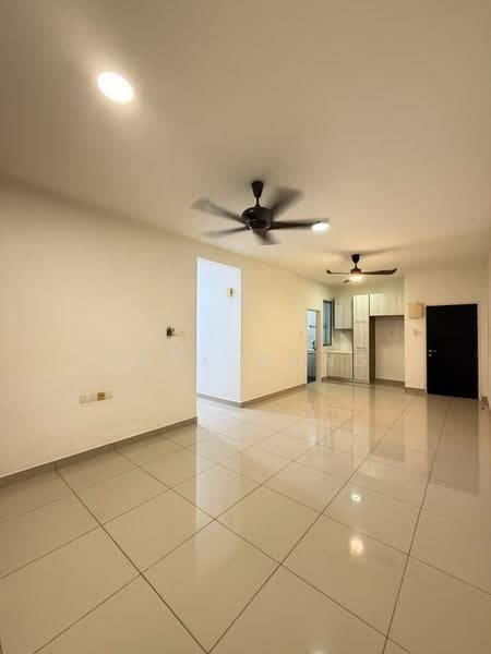 Service Residence for Sale at D'Tasek Residences (Tasek Impian) - Jack Wong - Living Room - PropertyGuru.com.my