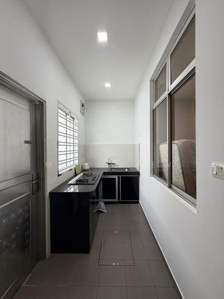 2-storey Terraced House for Sale in Setia Eco Gardens (Gelang Patah) - Melody Yew - Kitchen - PropertyGuru.com.my