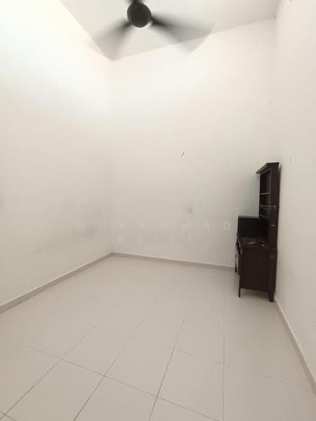 Semi-Detached House for Sale in Perkampungan Indera Sempurna (Penor) - Mohammad Azizi - Living Room - PropertyGuru.com.my
