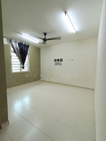 Semi-Detached House for Sale in Perkampungan Indera Sempurna (Penor) - Mohammad Azizi - Living Room - PropertyGuru.com.my