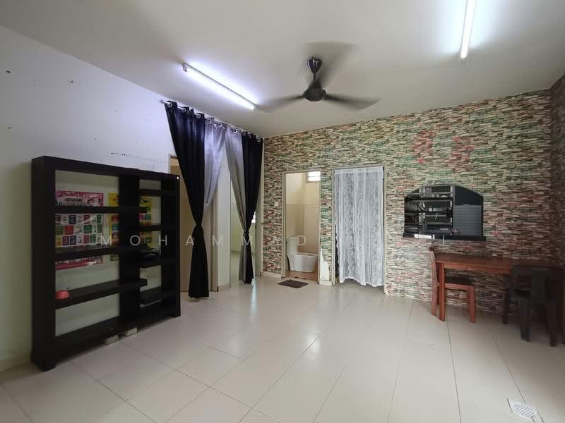Semi-Detached House for Sale in Perkampungan Indera Sempurna (Penor) - Mohammad Azizi - Living Room - PropertyGuru.com.my