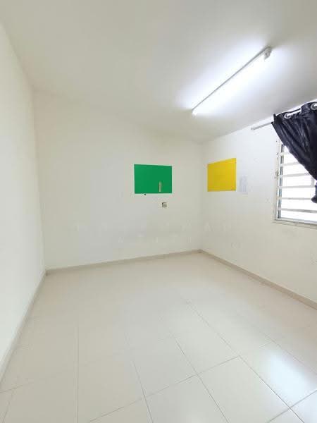 Semi-Detached House for Sale in Perkampungan Indera Sempurna (Penor) - Mohammad Azizi - Interior - PropertyGuru.com.my