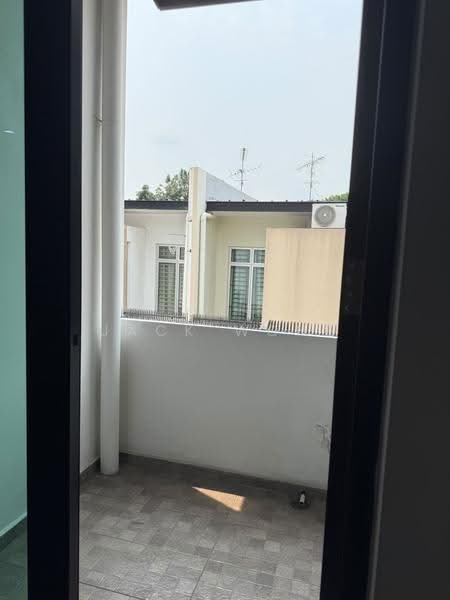Rumah Teres 2-Tingkat untuk Dijual di Taman Nusa Idaman (Iskandar Puteri (Nusajaya)) - Jack Wong - Balcony - PropertyGuru.com.my