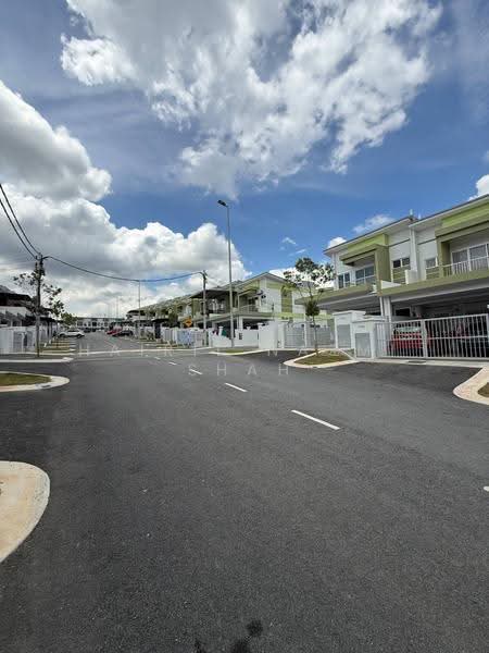 Rumah Teres 2-Tingkat untuk Dijual di Sepang (Selangor) - HAIRIL NAZMI SHAH - PropertyGuru.com.my