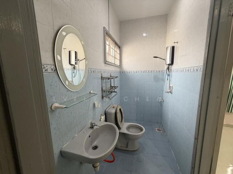 Rumah Teres 2-Tingkat untuk Dijual di BANDAR PUCHONG JAYA (Puchong) - Evelyn Cheah - Bathroom - PropertyGuru.com.my