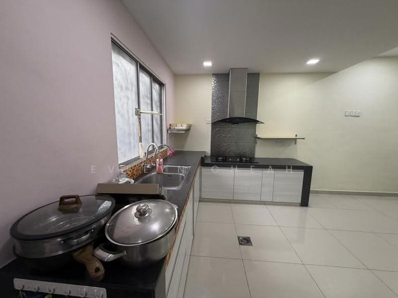 Rumah Teres 2-Tingkat untuk Dijual di BANDAR PUCHONG JAYA (Puchong) - Evelyn Cheah - Kitchen - PropertyGuru.com.my