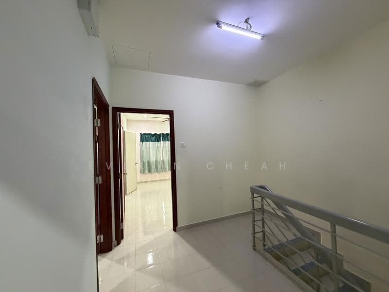 Rumah Teres 2-Tingkat untuk Dijual di BANDAR PUCHONG JAYA (Puchong) - Evelyn Cheah - Corridor - PropertyGuru.com.my