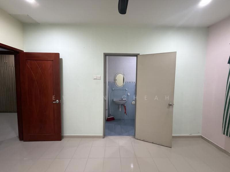 Rumah Teres 2-Tingkat untuk Dijual di BANDAR PUCHONG JAYA (Puchong) - Evelyn Cheah - Bathroom - PropertyGuru.com.my