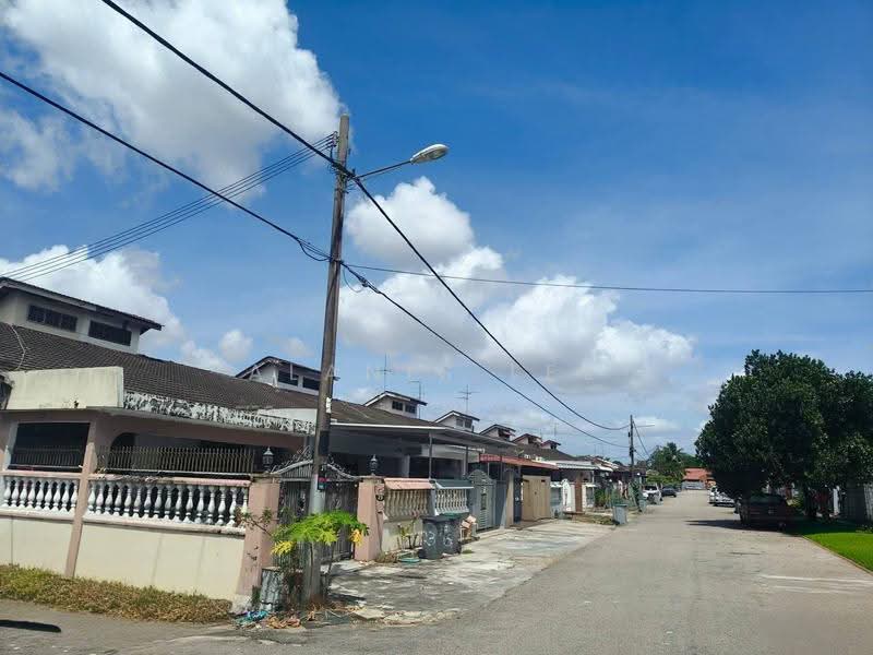 1-storey Terraced House for Sale in Taman Johor Jaya (Johor Bahru) - Alanis Lee - PropertyGuru.com.my