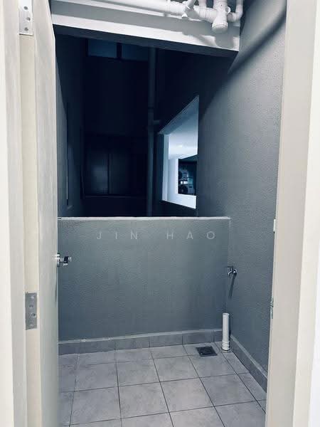 Kediaman Servis untuk Dijual di Arunya @ KL North - Jin Hao - Entrance - PropertyGuru.com.my