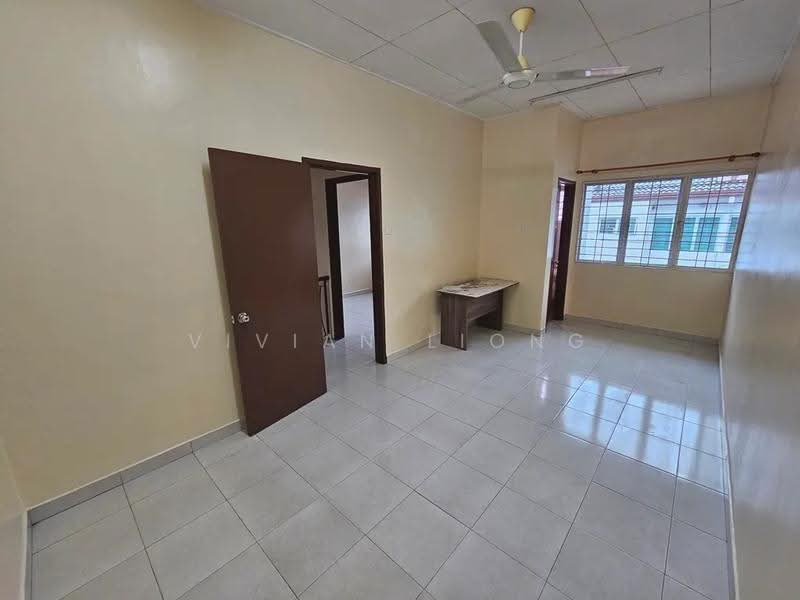 2-storey Terraced House for Rent in Taman Pelangi Semenyih (Semenyih) - Vivian Liong - Interior - PropertyGuru.com.my