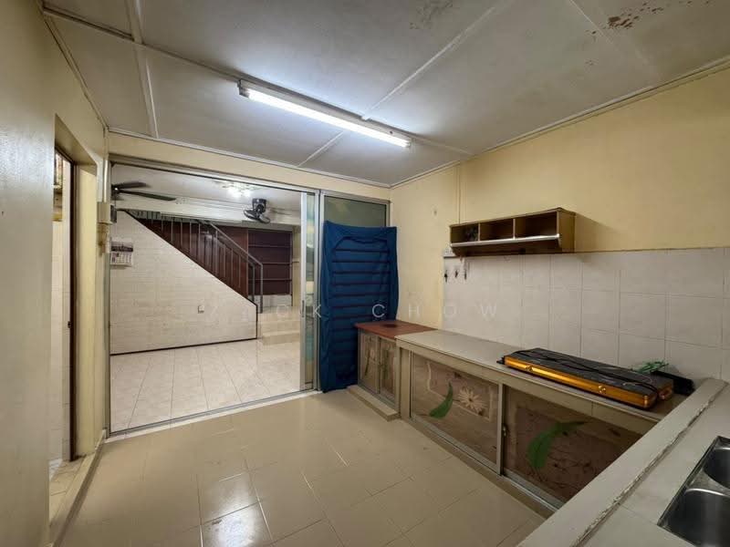 2-storey Terraced House for Sale in Permas Jaya (Johor Bahru) - Zack Chow - Kitchen - PropertyGuru.com.my