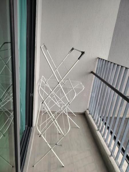 Kediaman Servis untuk Disewa di UNIO Residence - Helen Wan - Balcony - PropertyGuru.com.my