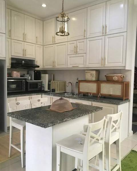 Rumah Teres 2-Tingkat untuk Dijual di Bukit Jelutong (Shah Alam) - Wan Azima - Kitchen - PropertyGuru.com.my