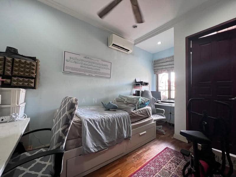 Rumah Teres 2-Tingkat untuk Dijual di Bukit Jelutong (Shah Alam) - Wan Azima - Study - PropertyGuru.com.my