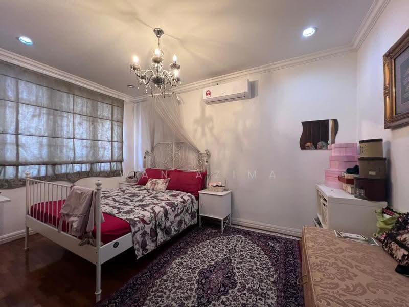 Rumah Teres 2-Tingkat untuk Dijual di Bukit Jelutong (Shah Alam) - Wan Azima - Bedroom - PropertyGuru.com.my
