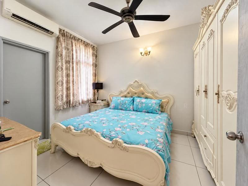 Rumah Berkembar untuk Dijual di Saujana Villa (Kajang) - Nadzmie Nasir - Bedroom - PropertyGuru.com.my