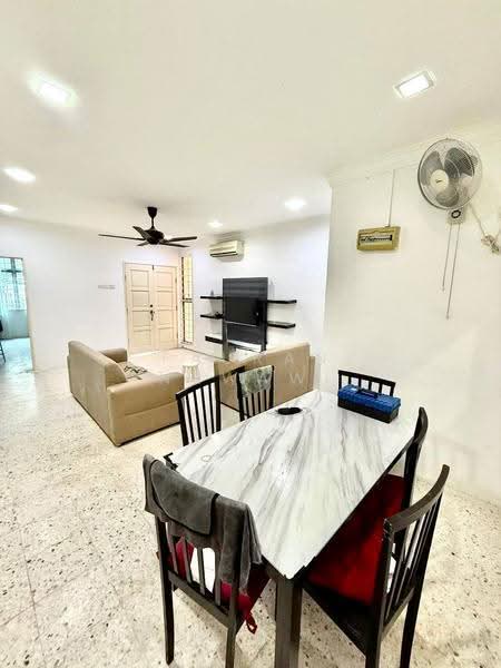 Pangsapuri untuk Dijual di Sri Kayangan (Casa Desira) - Fauran Nawawi - Living Room - PropertyGuru.com.my