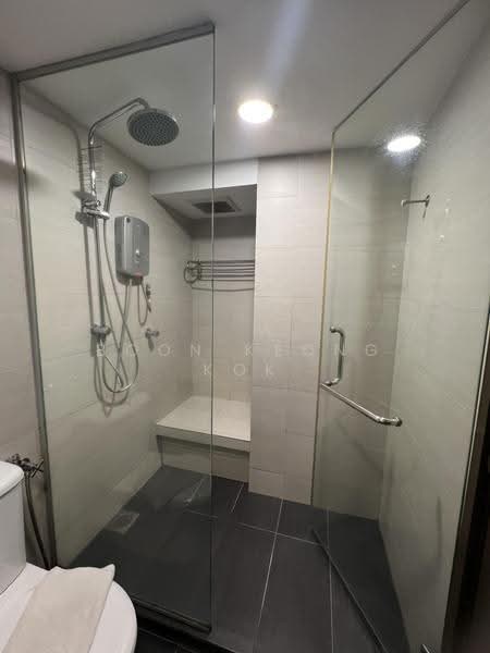 Kondominium untuk Disewa di Fahrenheit 88 - Boon Keong Kok - Bathroom - PropertyGuru.com.my