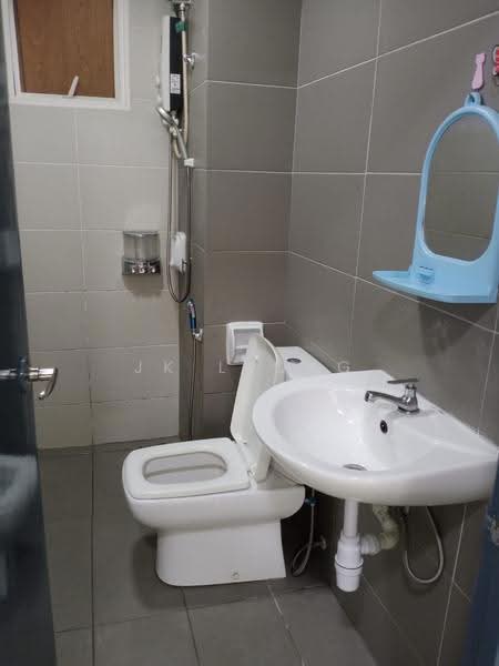 Service Residence for Sale at 3 Elements - JK Leong - Bathroom - PropertyGuru.com.my