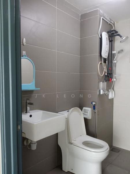 Service Residence for Sale at 3 Elements - JK Leong - Bathroom - PropertyGuru.com.my