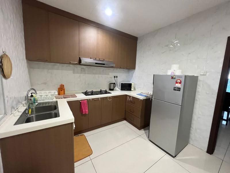 Kondominium untuk Dijual di KSL D'Esplanade Residence - Jenic Mah - Kitchen - PropertyGuru.com.my