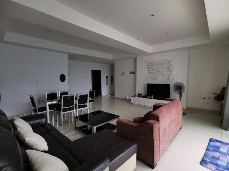 Kondominium untuk Dijual di KSL D'Esplanade Residence - Jenic Mah - Living Room - PropertyGuru.com.my