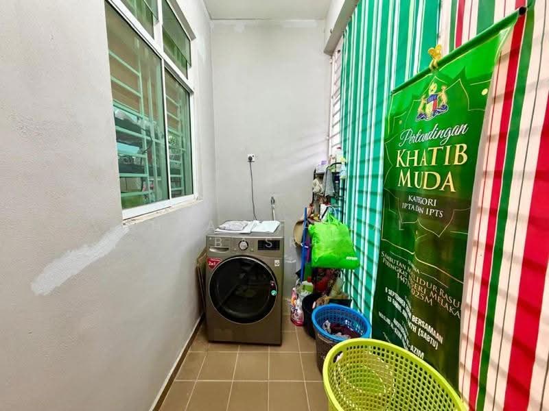 1-storey Terraced House for Sale in Taman Bukit Katil Damai (Bukit Katil) - Ahmad Faizal Basri - Balcony - PropertyGuru.com.my