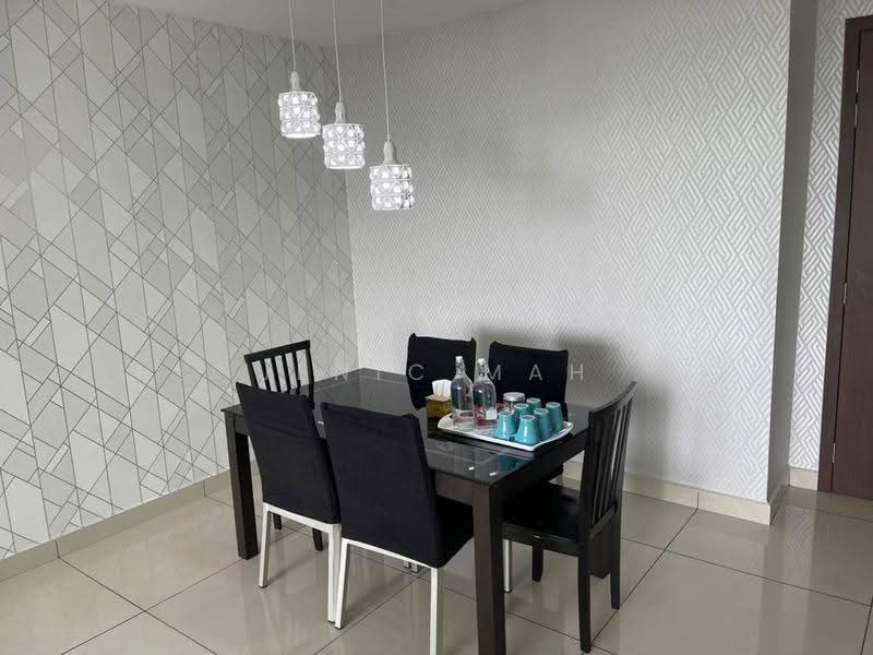 Kondominium untuk Dijual di KSL D'Esplanade Residence - Jenic Mah - Dining Room - PropertyGuru.com.my