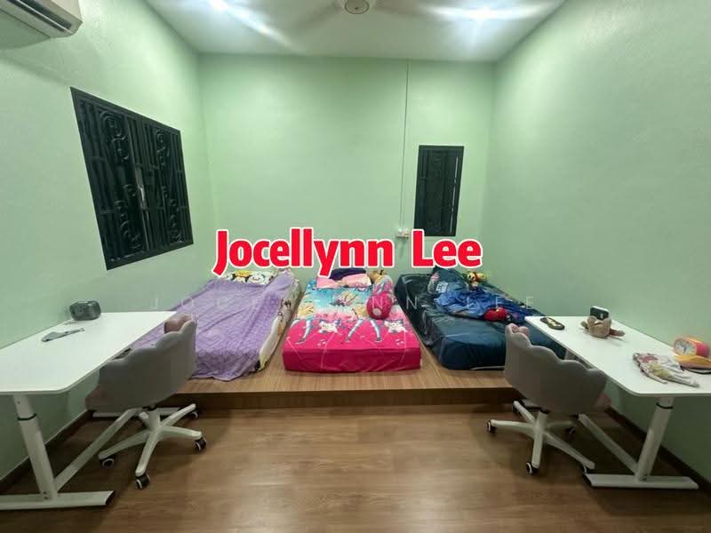 Semi-Detached House for Rent in Gelugor (Gelugor) - Jocellynn Lee - Bedroom - PropertyGuru.com.my