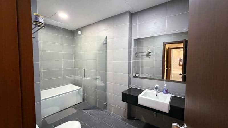 Kondominium untuk Dijual di KSL D'Esplanade Residence - Jenic Mah - Bathroom - PropertyGuru.com.my