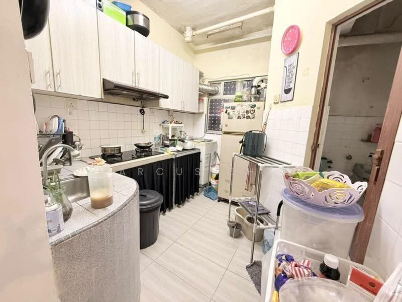 Apartment for Sale at The Astaria - Marcus Chye - Kitchen - PropertyGuru.com.my