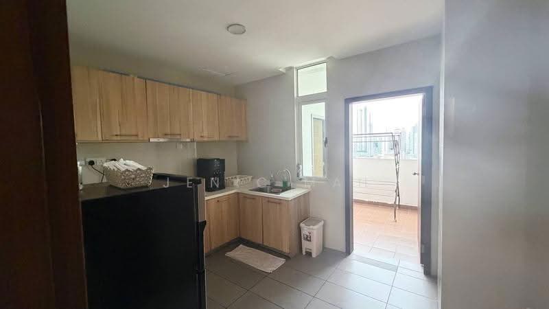 Kondominium untuk Dijual di KSL D'Esplanade Residence - Jenic Mah - Kitchen - PropertyGuru.com.my