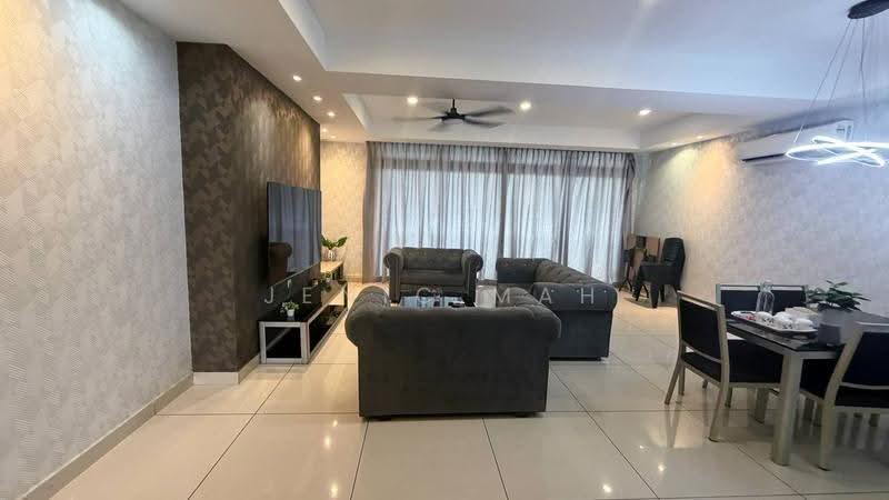 Kondominium untuk Dijual di KSL D'Esplanade Residence - Jenic Mah - Living Room - PropertyGuru.com.my