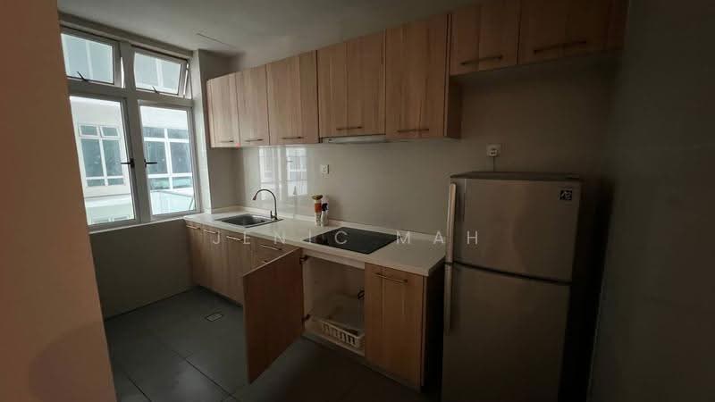 Kondominium untuk Disewa di KSL D'Esplanade Residence - Jenic Mah - Kitchen - PropertyGuru.com.my