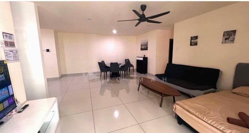 Kondominium untuk Dijual di KSL D'Esplanade Residence - Jenic Mah - Living Room - PropertyGuru.com.my