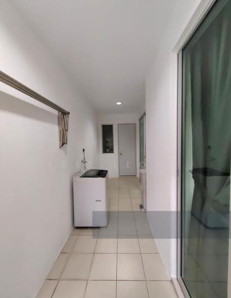 Condominium for Sale at Casa Tropicana - Eric Leong - Corridor - PropertyGuru.com.my