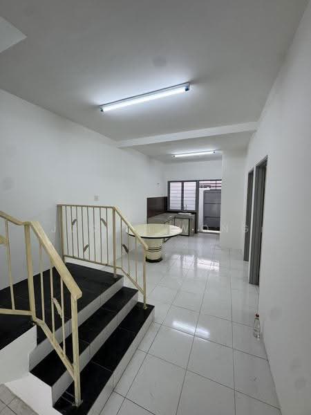 1.5-storey Terraced House for Rent in Taman Putri Lindungan Bintang (Ipoh) - Joseph Wong - Interior - PropertyGuru.com.my
