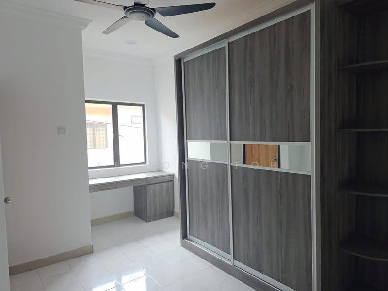 Rumah Teres 2-Tingkat untuk Dijual di Taman Mount Austin (Tebrau) - Ee Fong Toh - Study - PropertyGuru.com.my