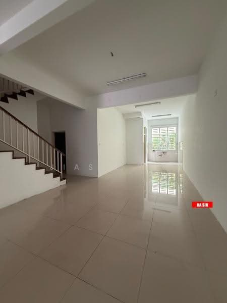 Rumah Teres 3-Tingkat untuk Dijual di Jelutong (Penang) - Jiasin Yap - Living Room - PropertyGuru.com.my